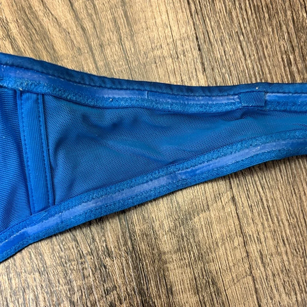 Victoria Secret Pink Multi-Way Strapless Bright Blue Padded Push-up Bra